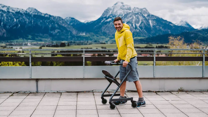 Mutmacher Manuel mit Rollator