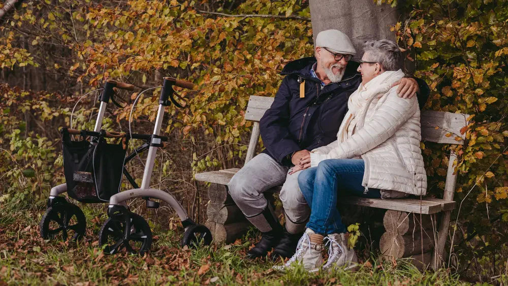 Mit Rollator sicher durch Herbst und Winter